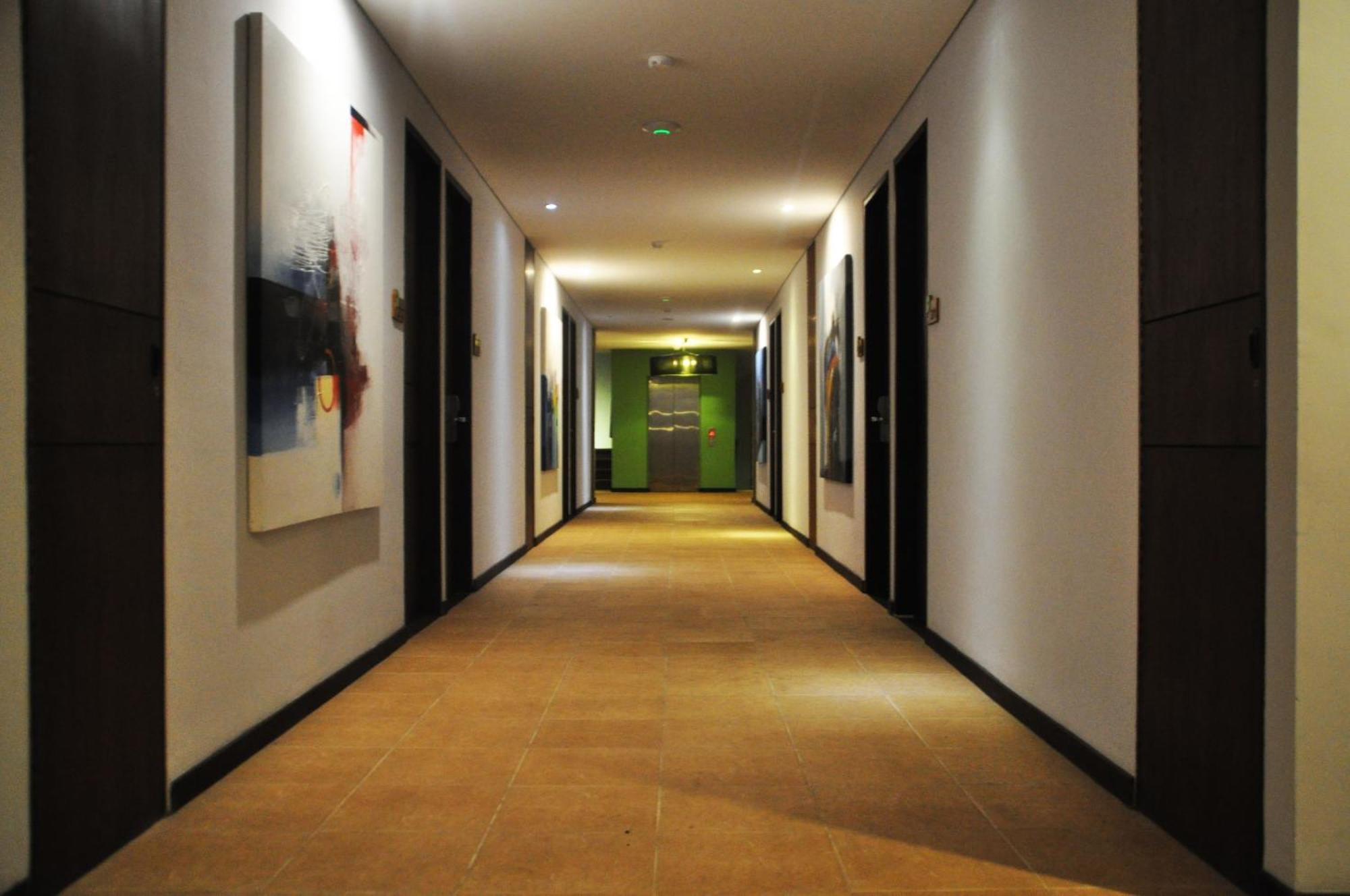 Praja Hotel Denpasar Exterior foto