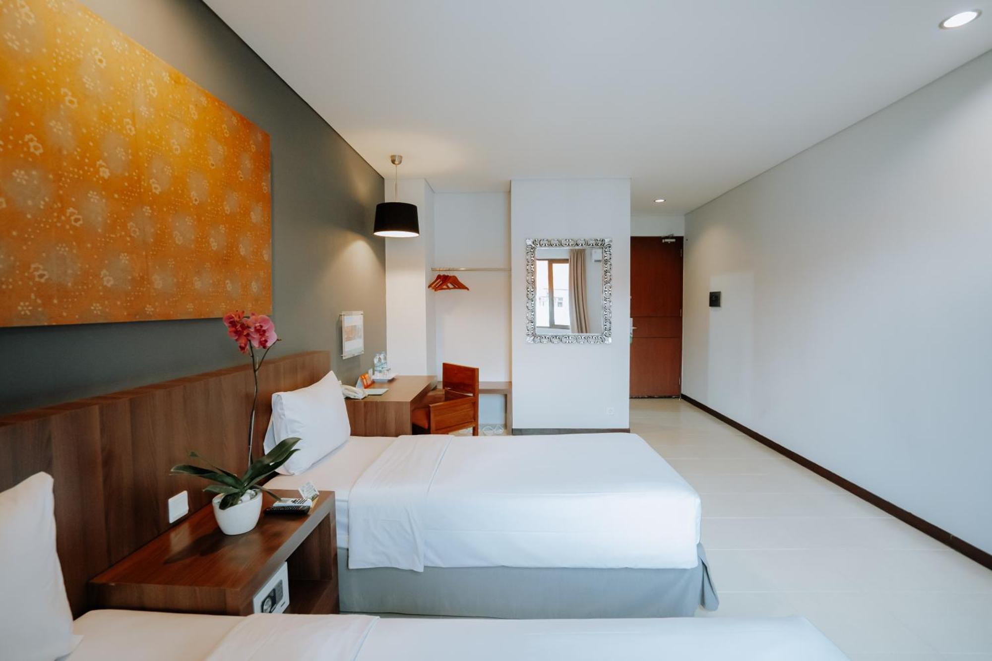 Praja Hotel Denpasar Exterior foto